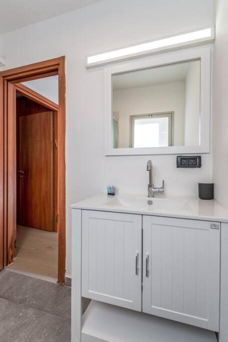 Yirmeyahou Suites By Sea U Tlv Tel Aviv Eksteriør billede